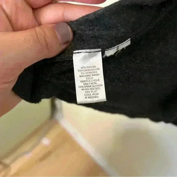 LOFT Lou and Grey Soft Side Slit Pullover Sweatshirt Size S - Picture 5 of 9